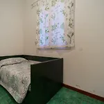 فيلة Le Grotte *